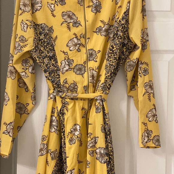 BrandNew Xihilaration Yellow Floral Mini Dress! - Picture 4 of 5